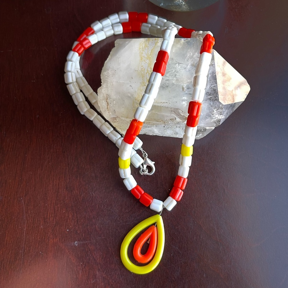 Mid Century Modern Glass Bead Necklace